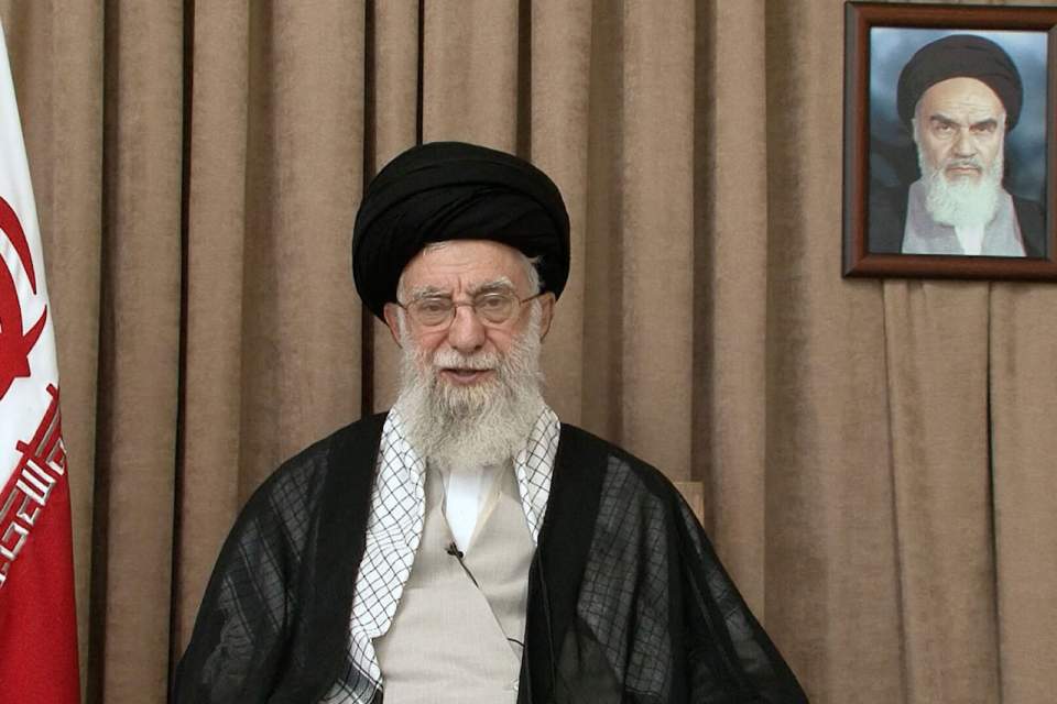 سه تبریک رهبر انقلاب به ملت ایران در سومین پیام تلویزیونی بعد از تهاجم رژیم صهیونی